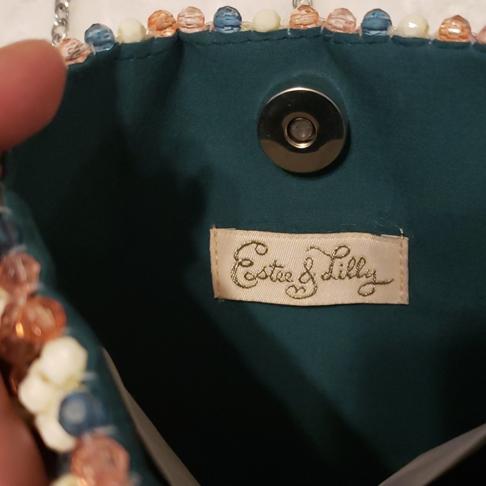 Beauitful beaded mini purse - Picture 3 of 3